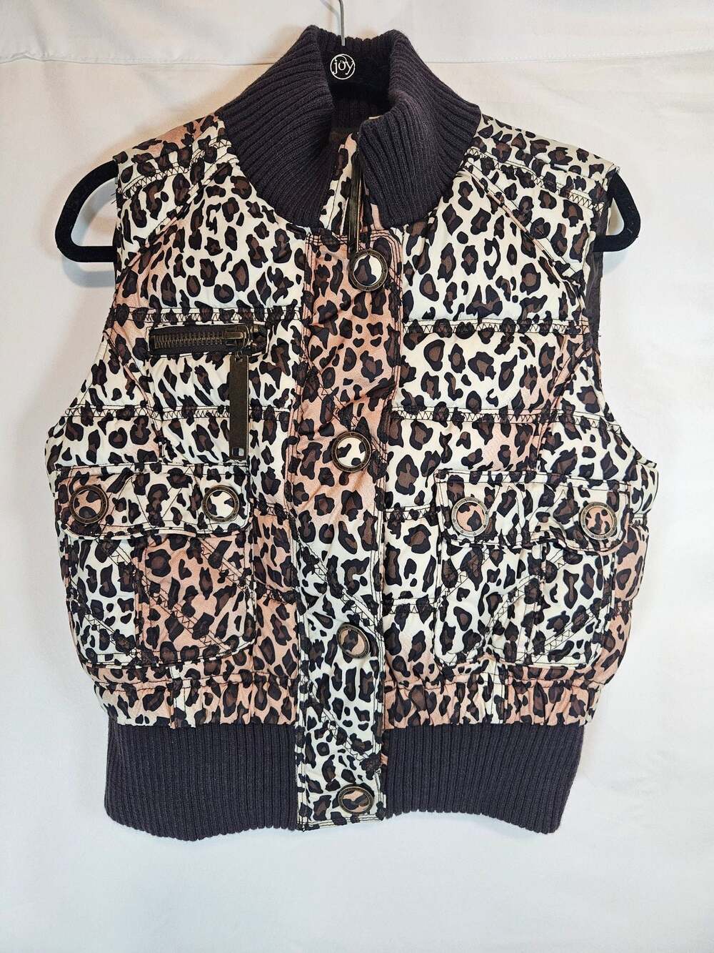 26 International Women's Leopard Print Puffer Vest Size XL